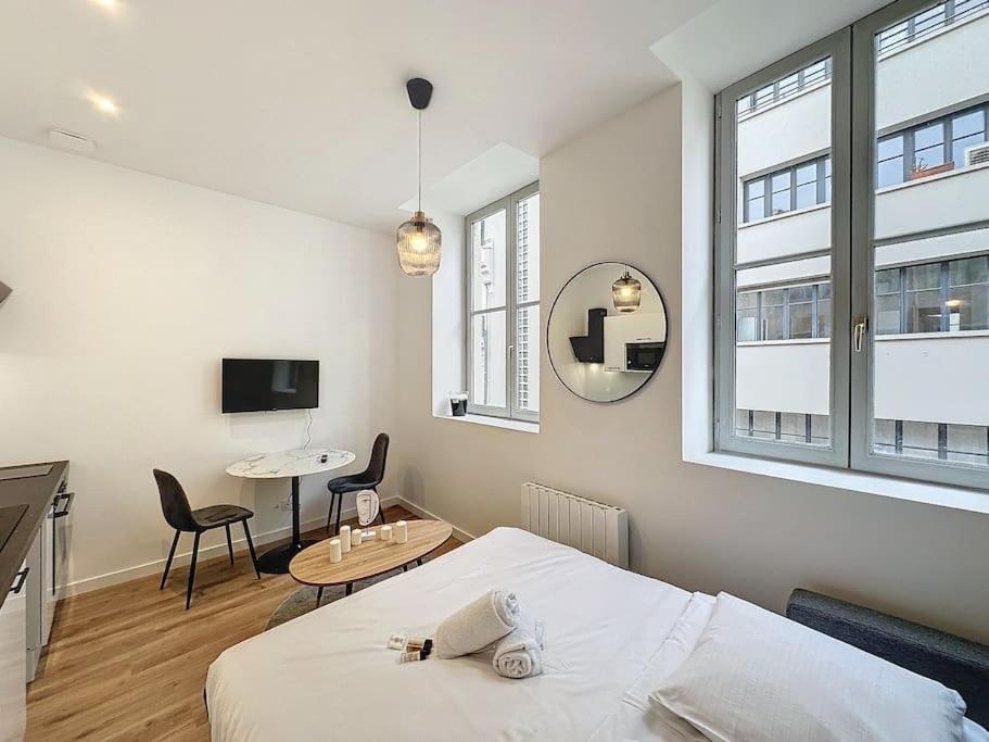 Cosy Studio, Centre Ville Thomassin 3 Lyon Luaran gambar