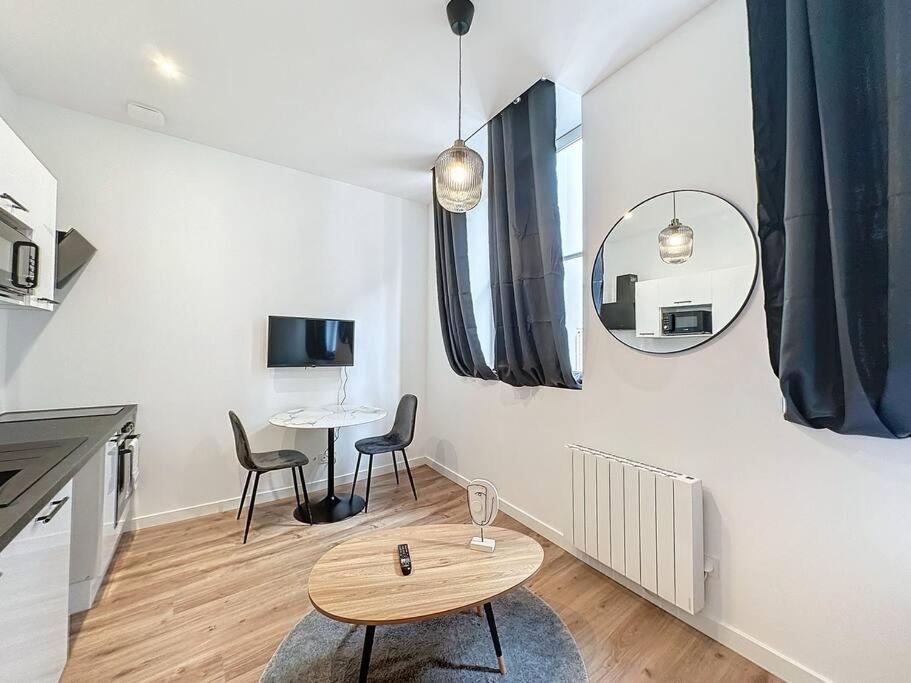 Cosy Studio, Centre Ville Thomassin 3 Lyon Luaran gambar